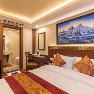 Deluxe Double Room Airport Pickup